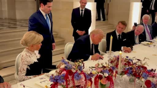 Beyaz Saray, ABD Başkanı Donald Trump’ın Fransa Cumhurbaşkanı Emmanuel Macron ile bir araya...