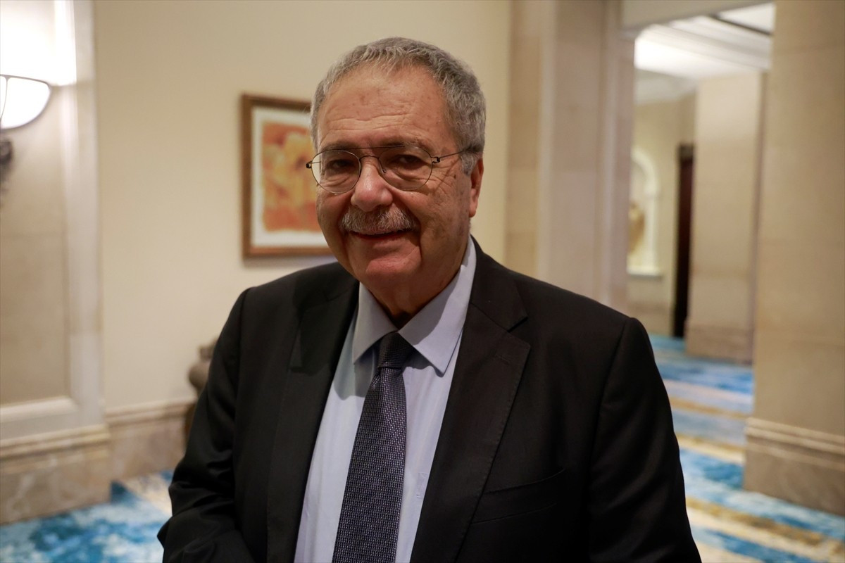 Beyrut-Şam hattındaki temaslarda öne çıkan isimlerden Lübnan Başbakan Yardımcısı Tarık Mitri...