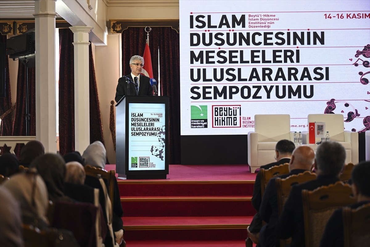 Beytül Hikme İslam Düşünce Enstitüsünce düzenlenen "İslam Düşüncesinin Meseleleri Uluslararası...