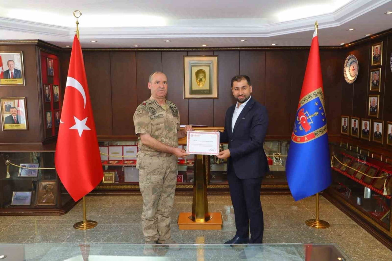 BİLECİK İL JANDARMA EĞİTİM KOMUTANLIĞI EN YÜKSEK PUANLA BELGE ALDI