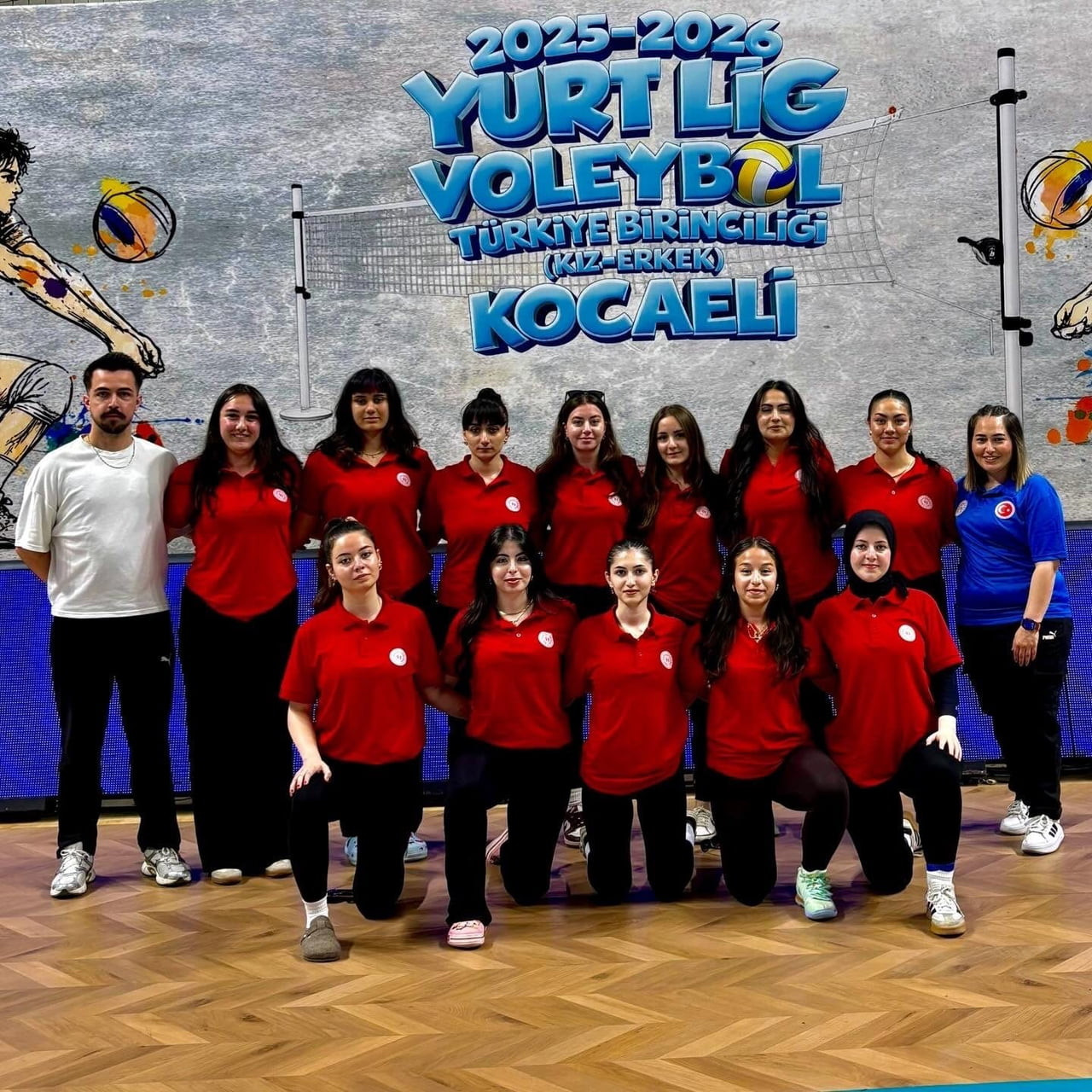 BİLECİK KIZ VOLEYBOL TAKIMI TÜRKİYE YARI FİNALİNE YÜKSELDİ