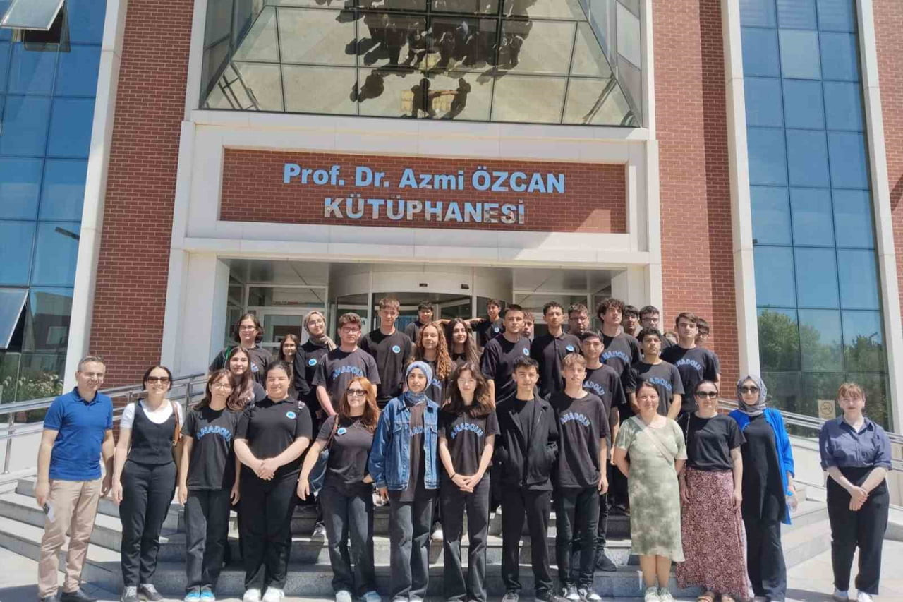 BİLECİK ŞEYH EDEBALİ ÜNİVERSİTESİ (BŞEÜ) AKADEMİK BİRİMLERİ, LİSE ÖĞRENCİLERİNE...