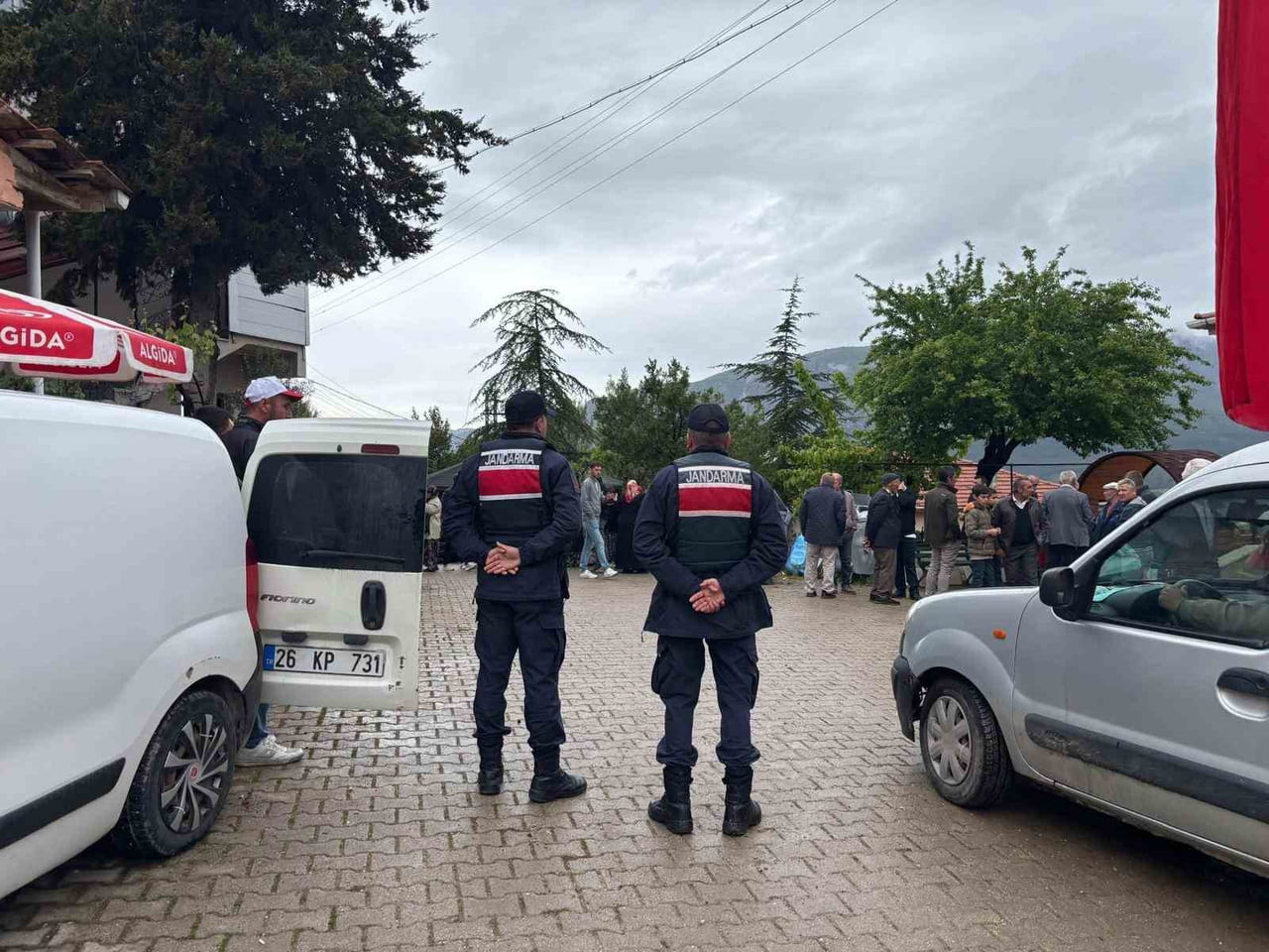 BİLECİK'İN GÖLPAZARI İLÇESİNDE YAKLAŞIK 900 KİŞİNİN KATILIMIYLA DÜZENLENEN HIDIRELLEZ...