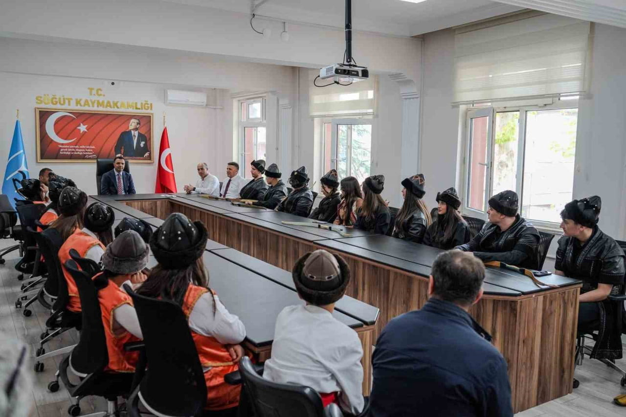 BİLECİK'İN SÖĞÜT İLÇESİNDE OKUL SPORLARI GELENEKSEL TÜRK OKÇULUĞU MÜSABAKALARINDA İL BİRİNCİSİ...