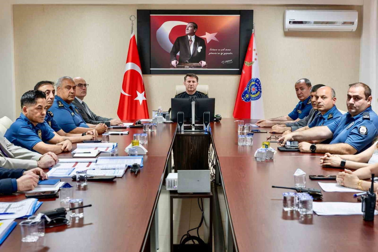 BİLECİK’TE 2026’NIN İLK 6 AYLIK GÜVENLİK BİLANÇOSU MASAYA YATIRILDI