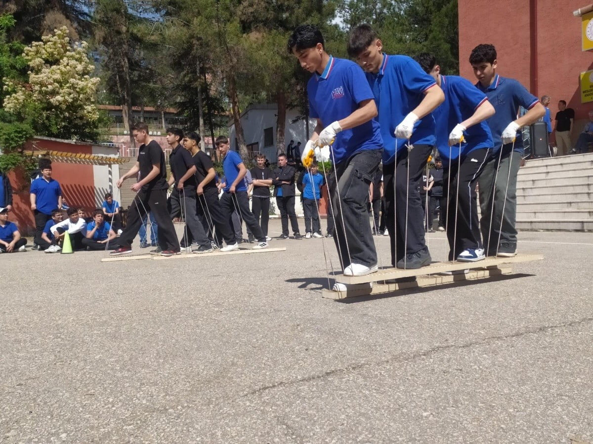 BİLECİK’TE ÖĞRENCİLERİN TASARLADIĞI OYUNLAR OKULDA HAYAT BULDU