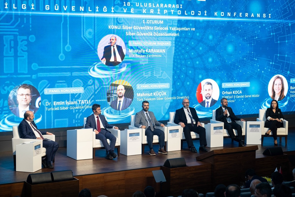 Bilgi Teknolojileri ve İletişim Kurumundaki (BTK) "18. Uluslararası ​​​ Bilgi Güvenliği ve...