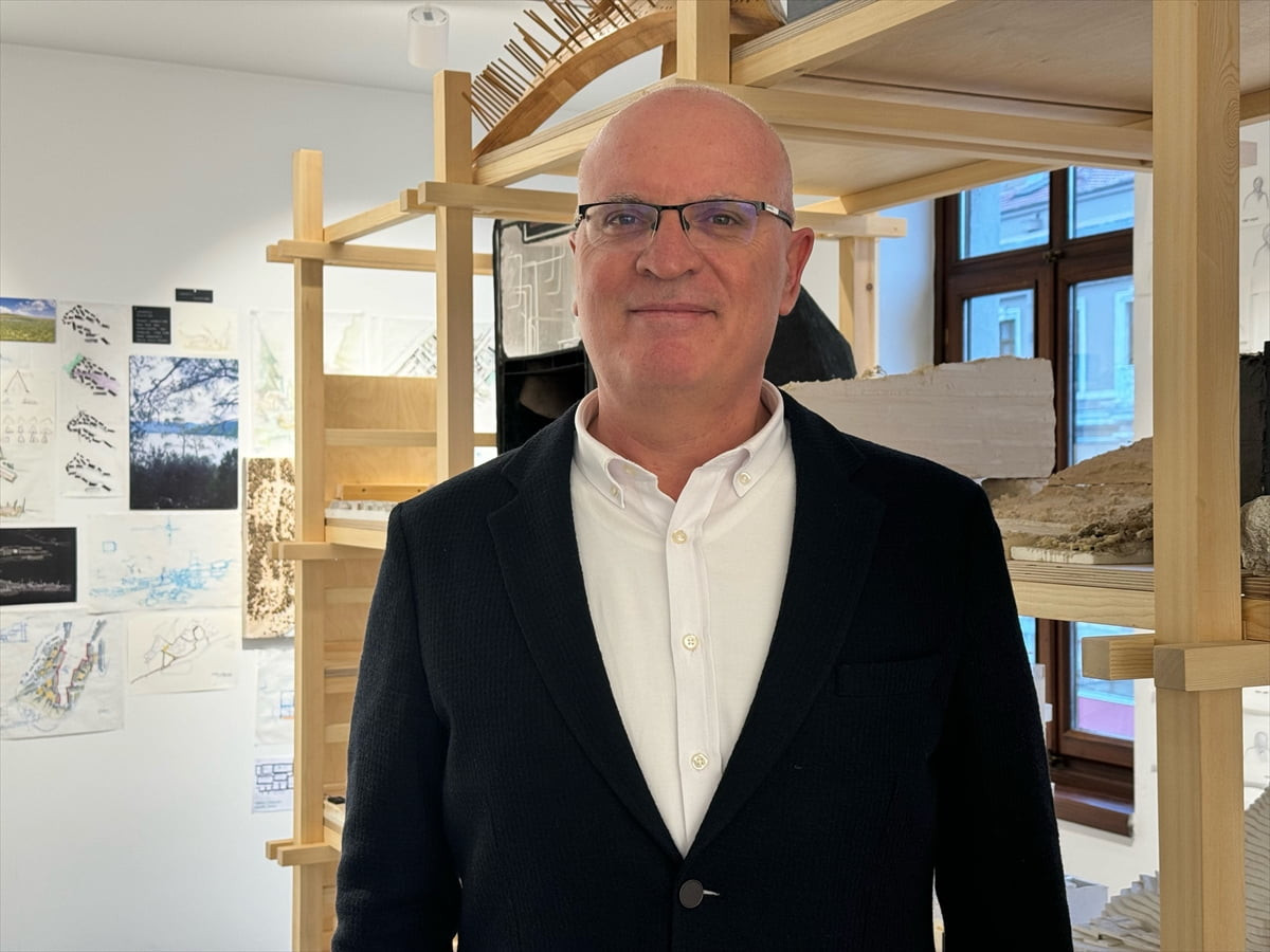 Bilgili Holding tarafından düzenlenen ve şehrin tarihi dokusuyla modern tasarımı bir araya getiren...