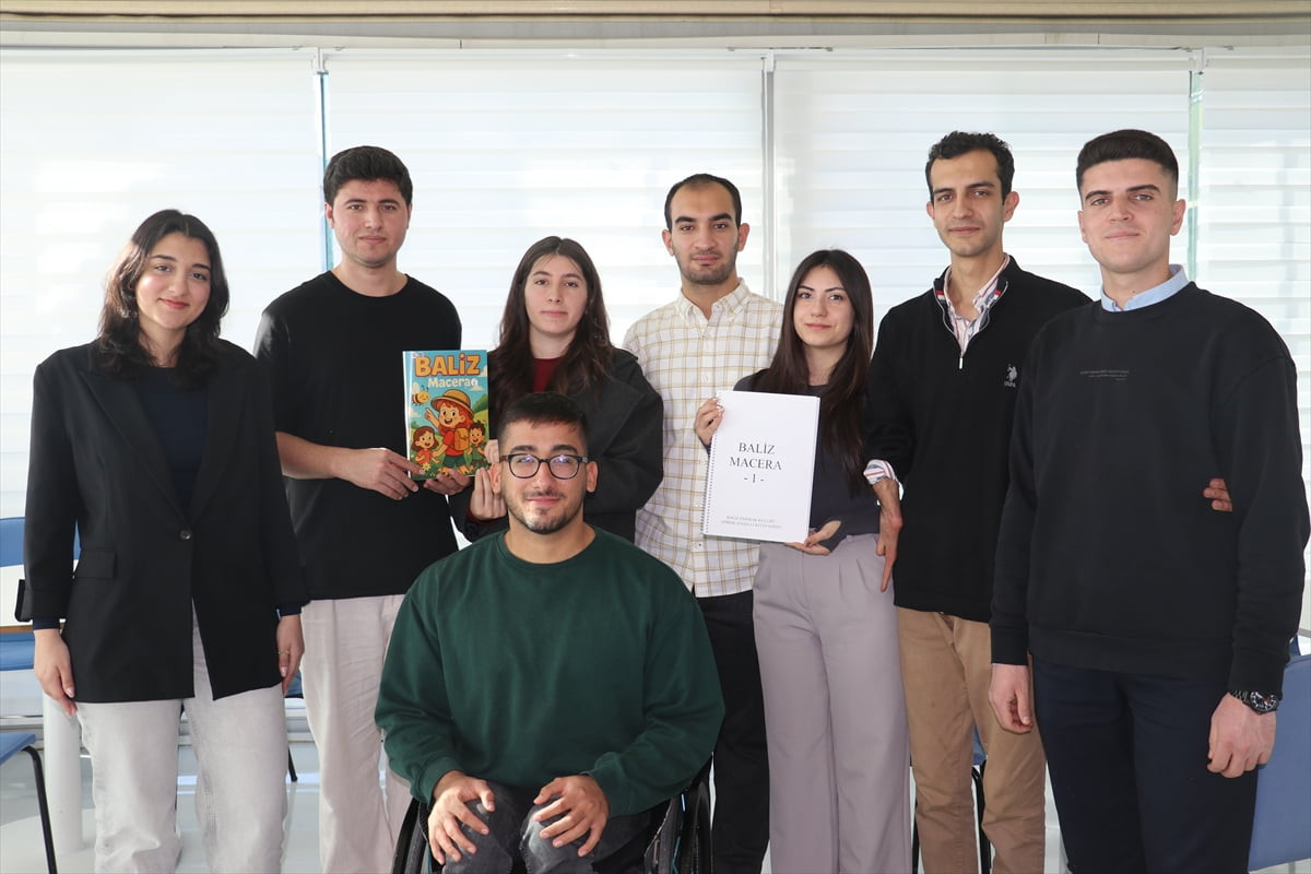 Bilim, sanat, kültür ve tarih konularını Braille alfabesiyle hikayeleştiren Çukurova Üniversitesi...