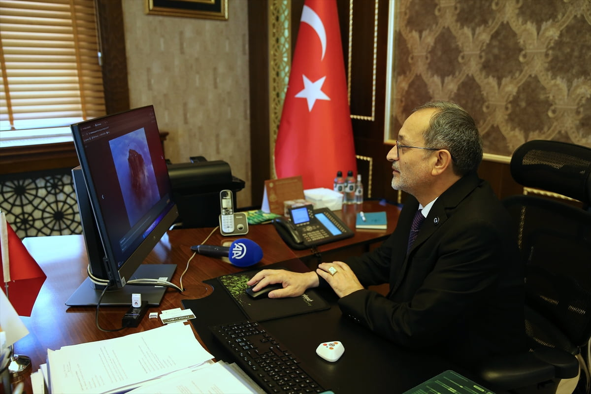 Bingöl Üniversitesi Rektörü Prof. Dr. Erdal Çelik, Anadolu Ajansının (AA) gözünden 2025'e damga...