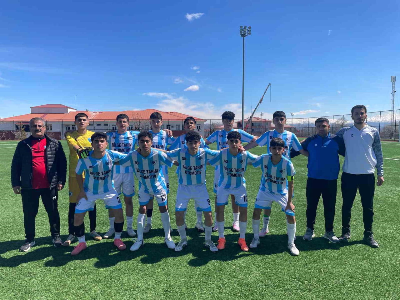 BİNGÖL’DE DÜZENLENEN U-16 TÜRKİYE ŞAMPİYONASI 1. KADEME MÜSABAKALARINDA MUŞ GENÇLERBİRLİĞİ...