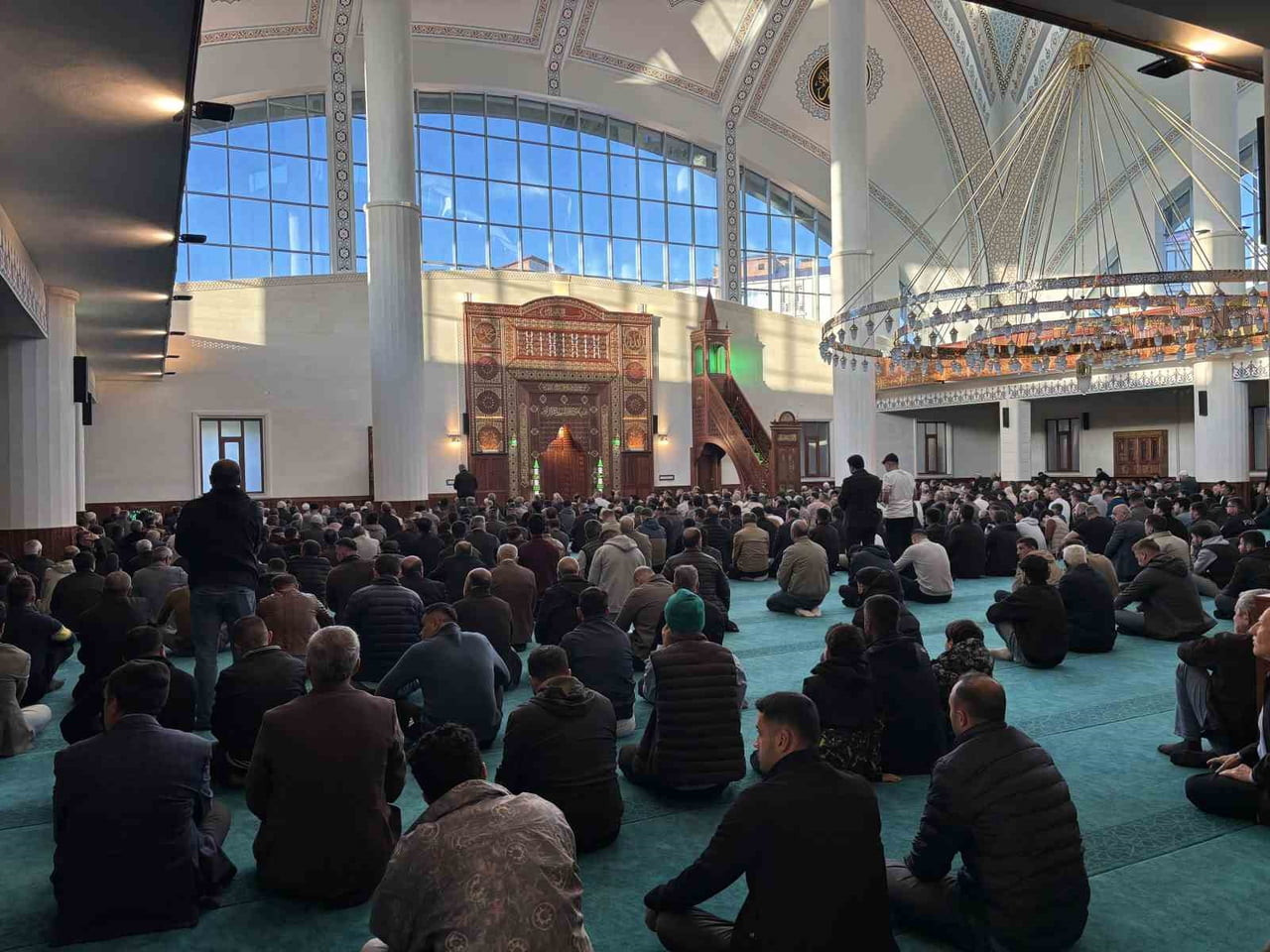 BİNGÖL’DE KURBAN BAYRAMI NAMAZI EDA EDİLDİ