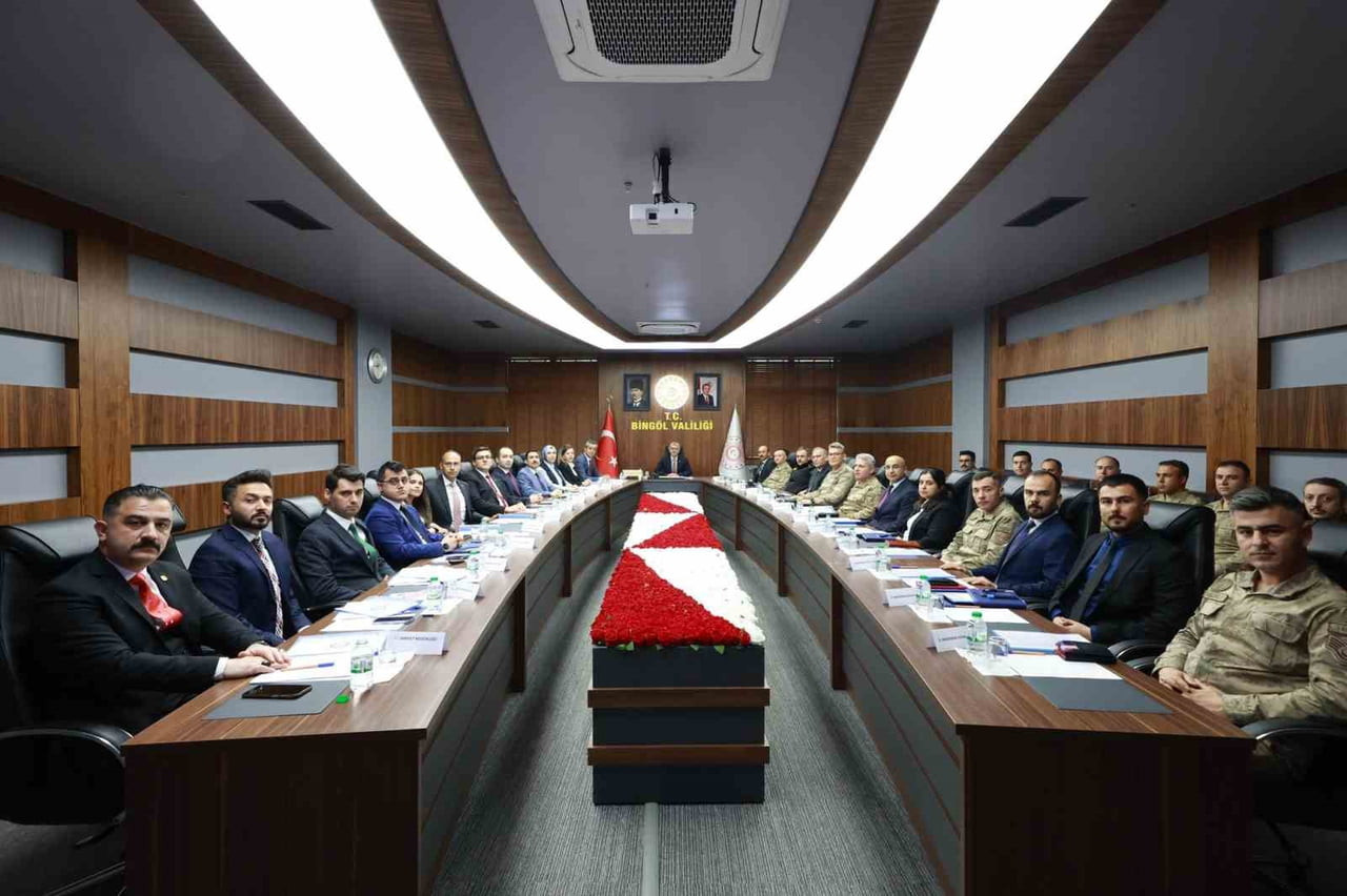 BİNGÖL’DE NARKOTİKLE MÜCADELE TOPLANTISI YAPILDI