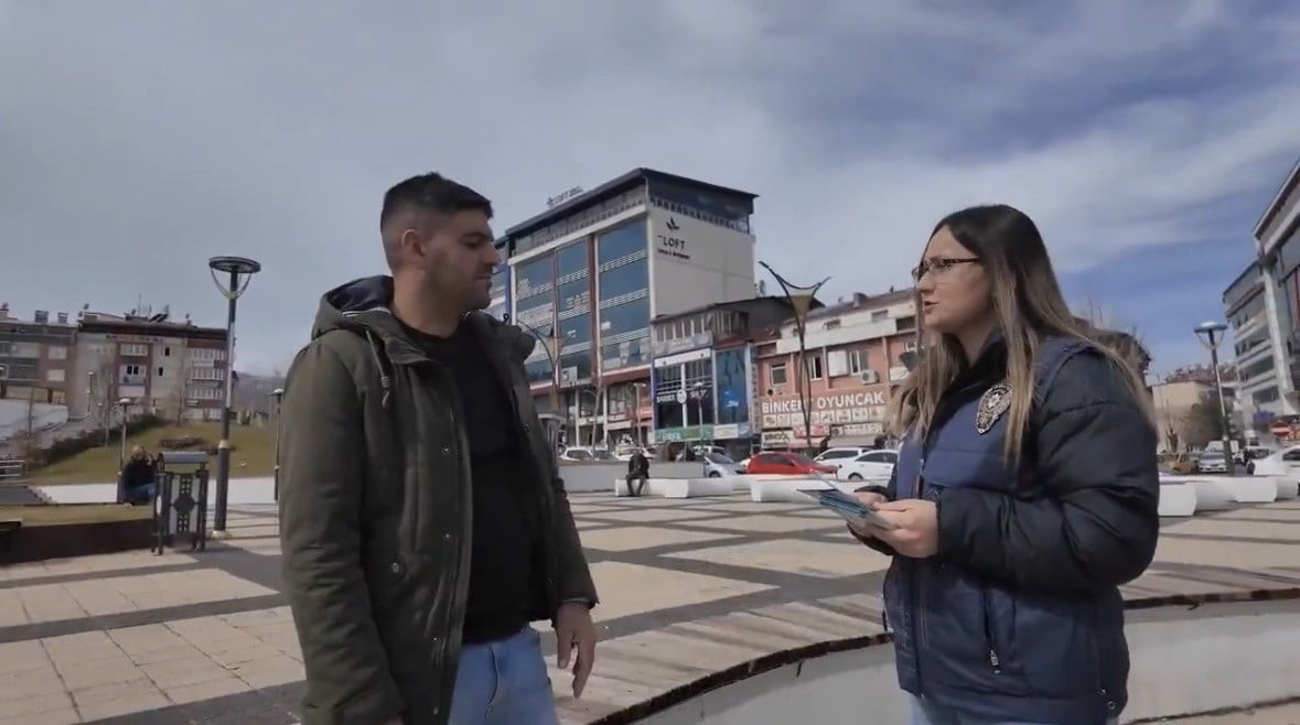 BİNGÖL’DE SİBER SUÇLARA KARŞI BİLGİLENDİRME ÇALIŞMASI YAPILDI