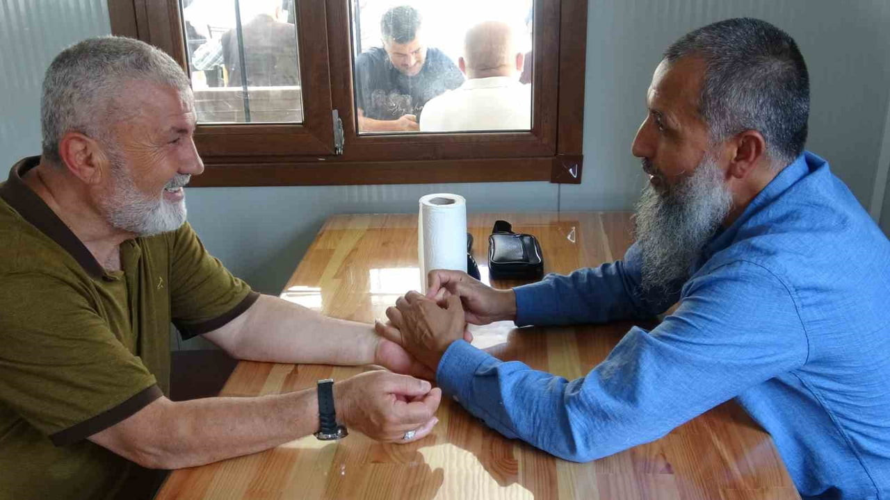 BİNLERCE YILLIK GEÇMİŞE SAHİP OLDUĞU BELİRTİLEN UYGUR TEBABETİ VE SINIR UÇ MASAJI UYGULAMALARI...