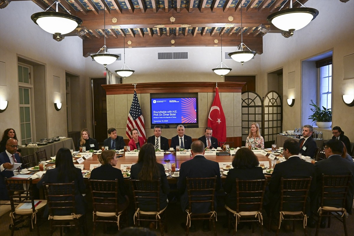 Bir dizi üst düzey temas gerçekleştirmek üzere ABD'nin başkenti Washington'da bulunan Ticaret...