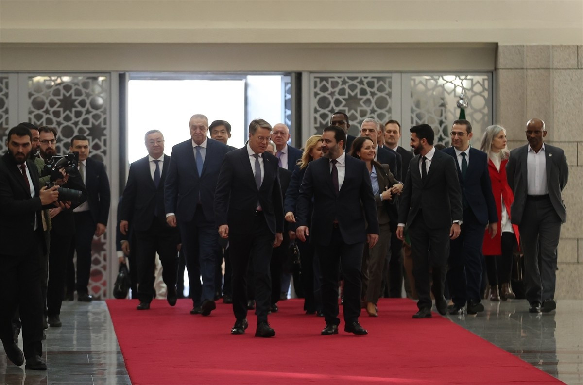 Birleşmiş Milletler Güvenlik Konseyi (BMGK) heyeti, 14 yıl aradan sonra Suriye’ye resmi ziyaret...