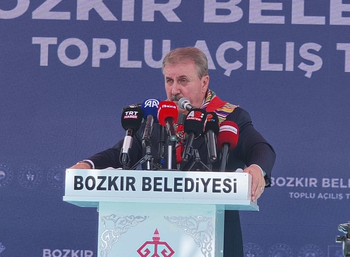 BİRLİK PARTİSİ GENEL BAŞKANI MUSTAFA DESTİCİ, "BELEDİYELERİMİZDE BUGÜNE KADAR ASLA VE KAT'A...