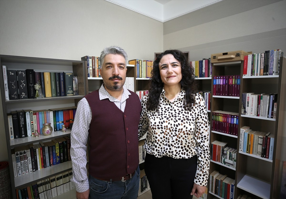 Bitlis Eren Üniversitesi (BEÜ) Fen Edebiyat Fakültesi Biyoloji Bölümü'nden lisans eğitiminin...