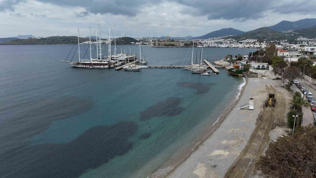 BODRUM BELEDİYESİ PLAJLARI YAZA HAZIRLIYOR
