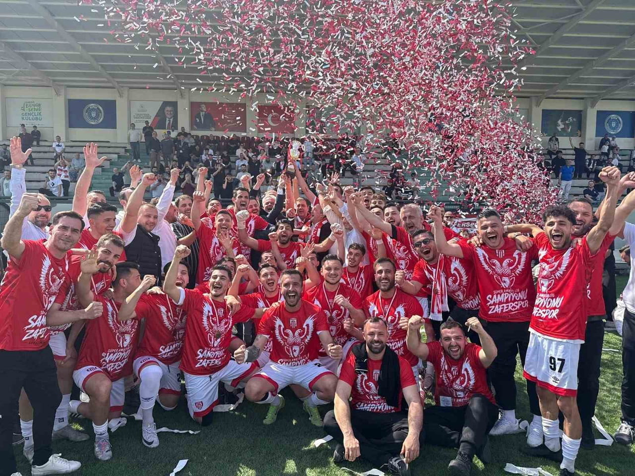 BÖLGESEL AMATÖR LİG’E (BAL) YÜKSELEN ZAFERSPOR KULÜBÜ’NE BURSA BÜYÜKŞEHİR BELEDİYE BAŞKAN VEKİLİ...