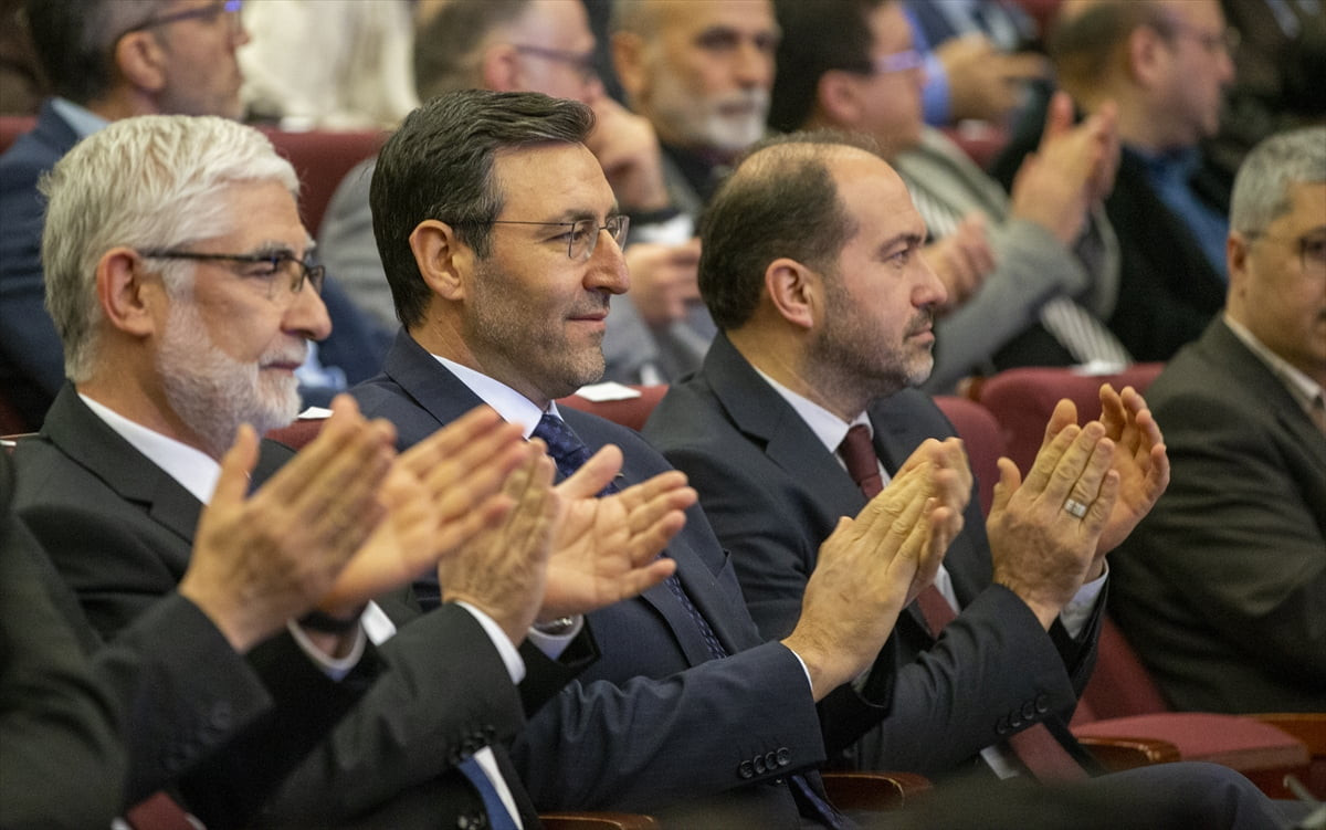 Bolu Abant İzzet Baysal Üniversitesi (BAİBÜ) tarafından "Bir Fikir, Bir Gelecek" temasıyla...