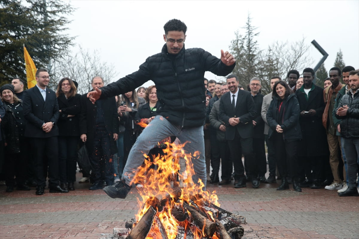 Bolu Abant İzzet Baysal Üniversitesinde (BAİBÜ) düzenlenen nevruz etkinliğinde farklı ülkelerden...
