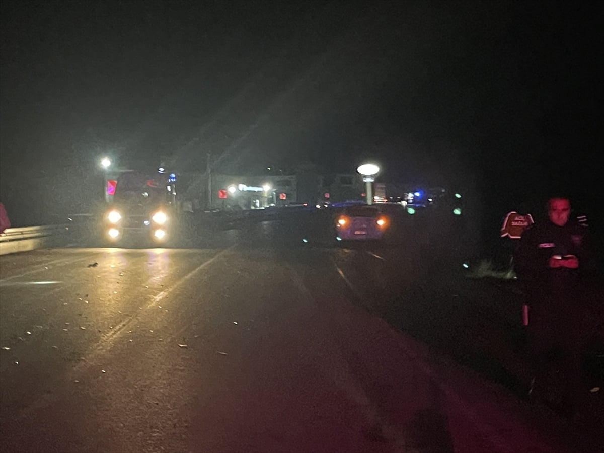 Bolu'da otomobilin çarptığı kadın hayatını kaybetti.