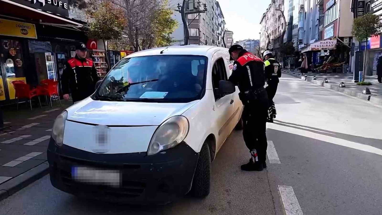 BOLU'DA SON BİR HAFTADA DÜZENLENEN ASAYİŞ, NARKOTİK, KAÇAKÇILIK VE DÜZENSİZ GÖÇMEN...