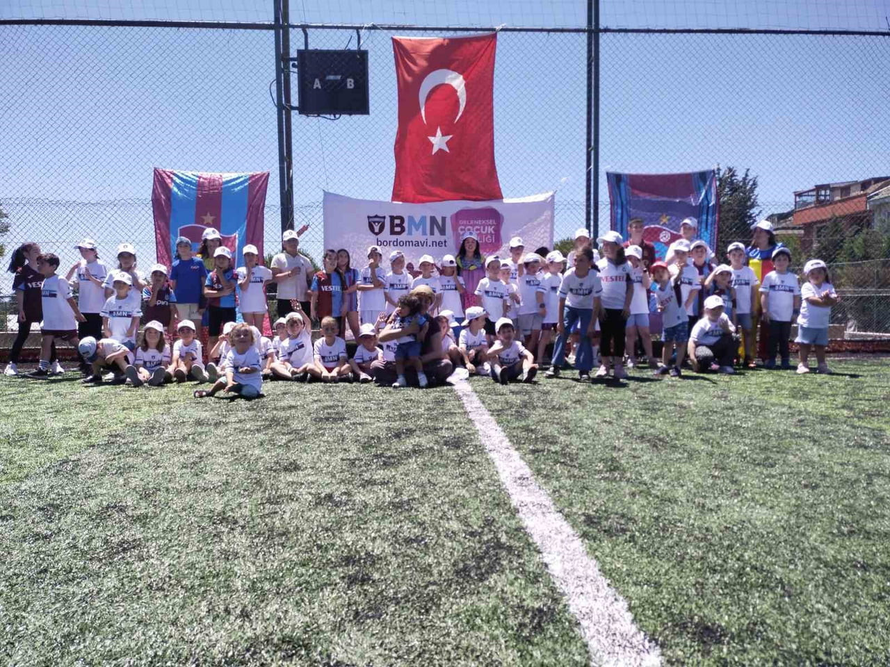 BORDOMAVİ.NET’İN GELENEKSEL ÇOCUK ŞENLİĞİ İSTANBUL'DA YAPILDI