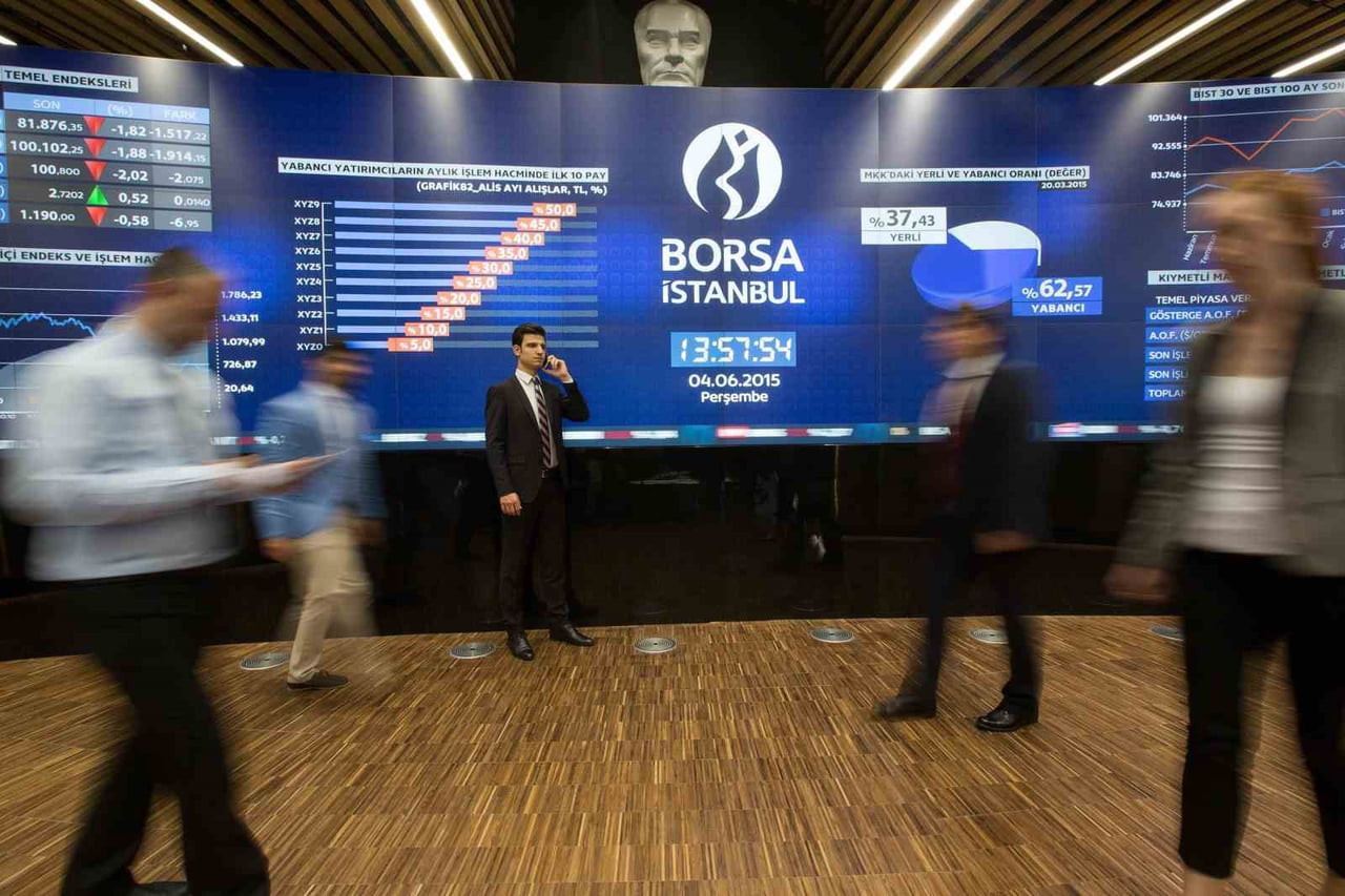 BORSA, GÜNE YÜZDE 0,05'LİK DÜŞÜŞLE BAŞLADI.