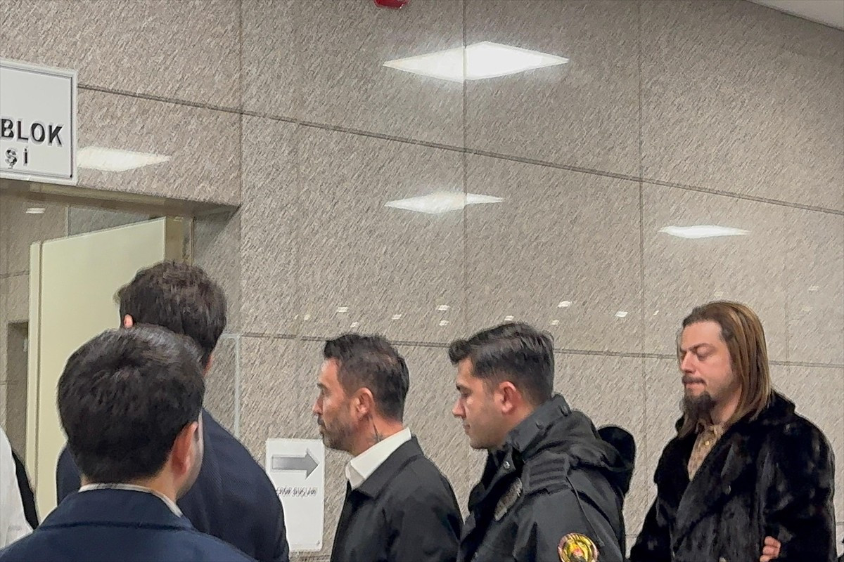 Borsa İstanbul (BİST) pay piyasasındaki bazı işlemlerde manipülasyon yapıldığı iddiasıyla...