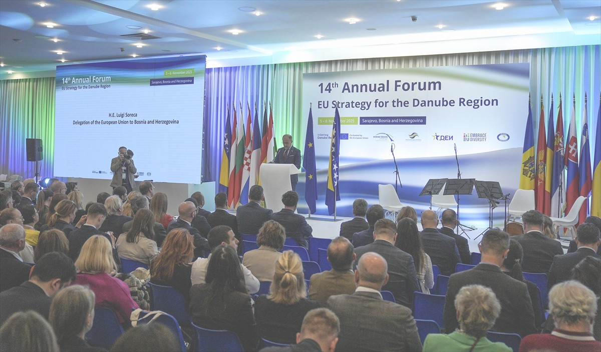 Bosna Hersek'in başkenti Saraybosna'da, Avrupa Birliği Tuna Bölgesi Stratejisi (EUSDR) Forumu ve...