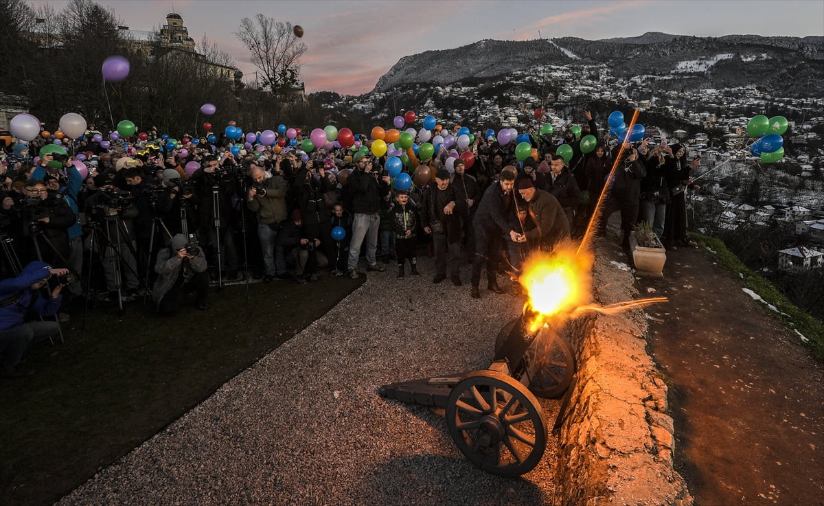 Bosna Hersek'in başkenti Saraybosna'da ramazanın gelişi, asırlardır sürdürülen gelenek...