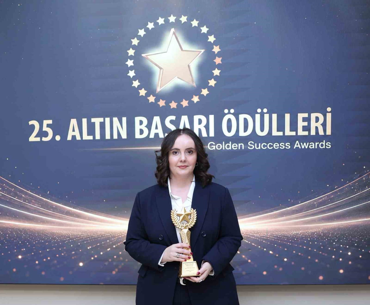 BU YIL 25'İNCİ KEZ DÜZENLENEN "ALTIN BAŞARI ÖDÜLLERİ" SAHİPLERİNİ BULDU. İHLAS HABER AJANSI...