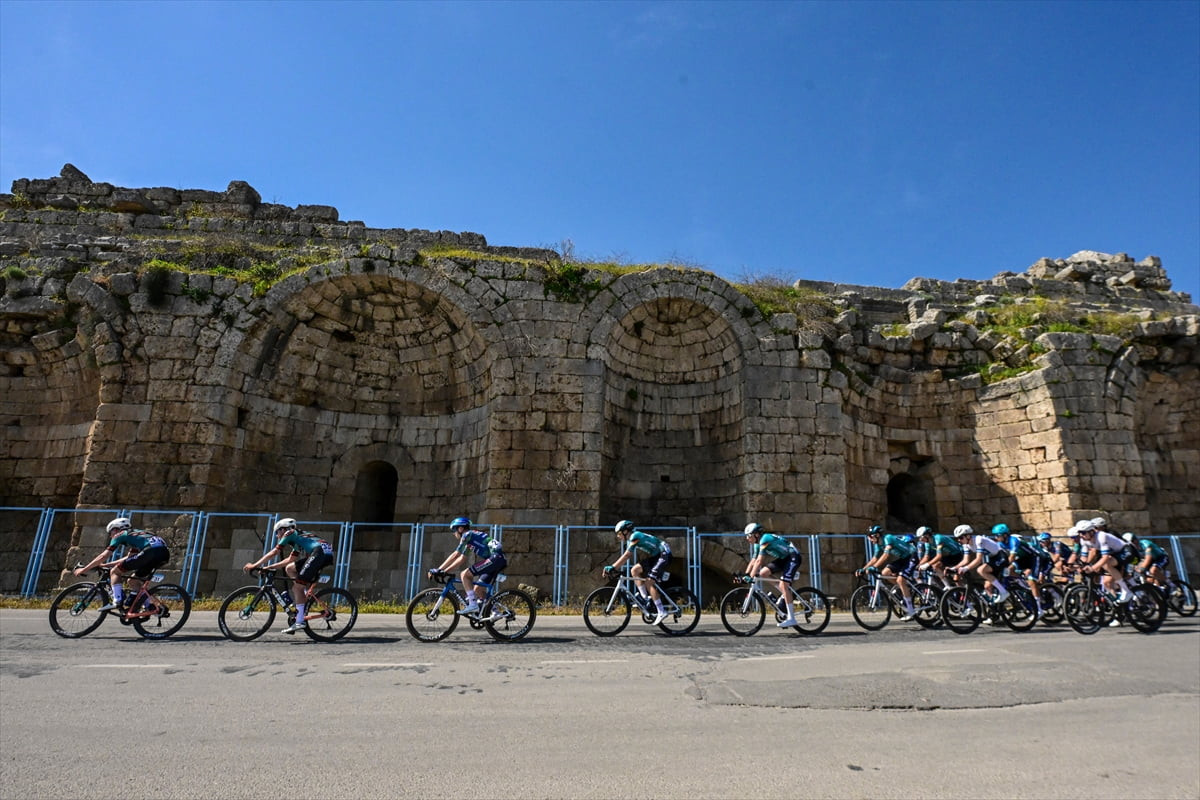 Bu yıl altıncısı düzenlenen Uluslararası Antalya Bisiklet Turu (Tour of Antalya), Serik ilçesi...