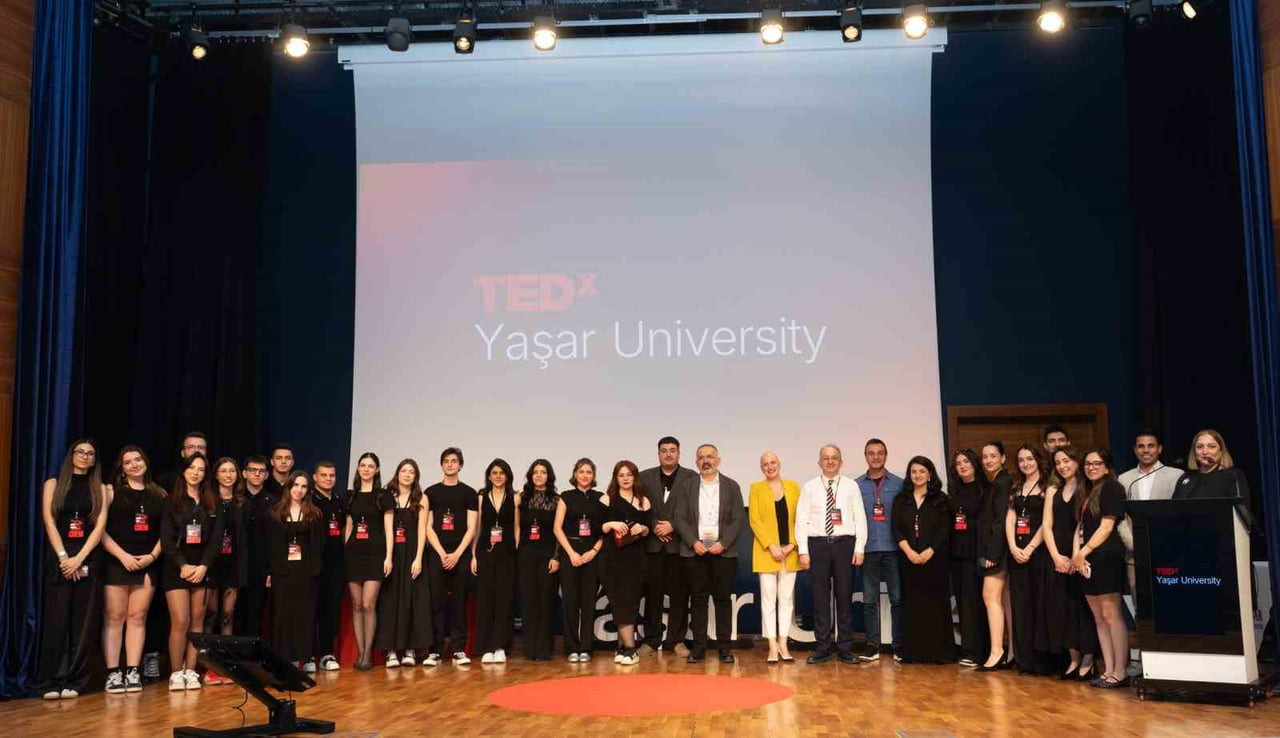 BU YIL İKİNCİ KEZ DÜZENLENEN "TEDX YAŞAR UNİVERSİTY" ETKİNLİĞİ KAPSAMINDA HER BİRİ KENDİ...