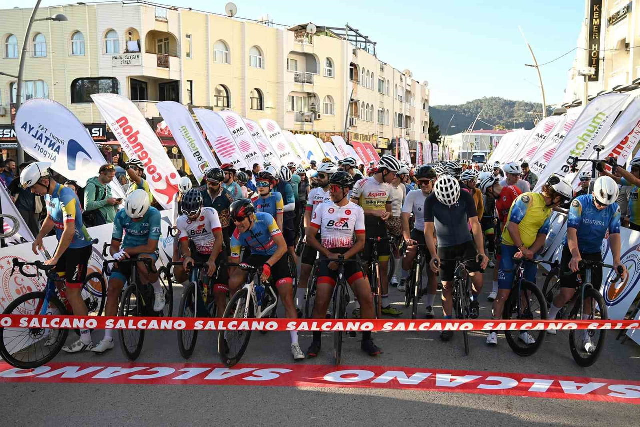BU YIL SEKİZİNCİSİ DÜZENLENEN GRAN FONDO ANTALYA YARIŞLARI’NIN İKİNCİ GÜNÜNDE, 98 KİLOMETRELİK VE...