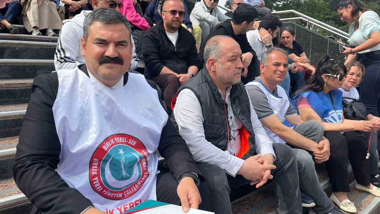 Buca Belediyesinde Memur Eylemi: Hakkımızı İstiyoruz