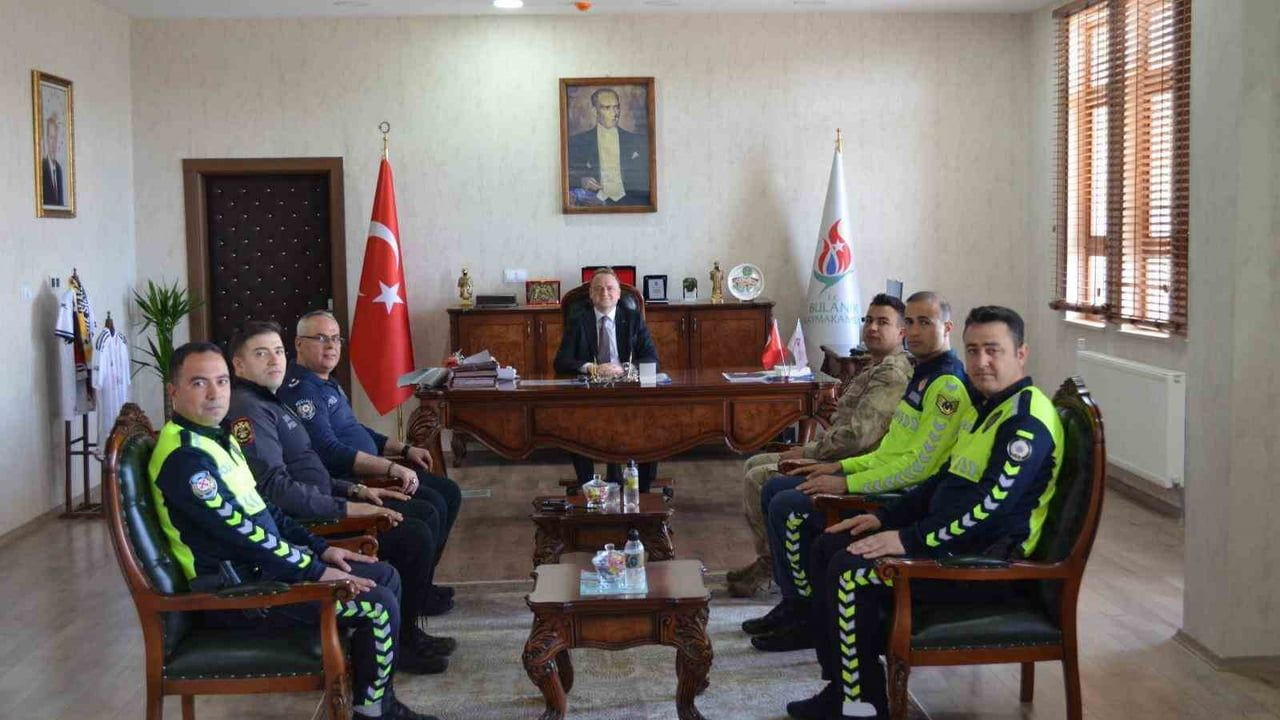 Bulanık'ta Trafik Haftası Farkındalık Etkinlikleri