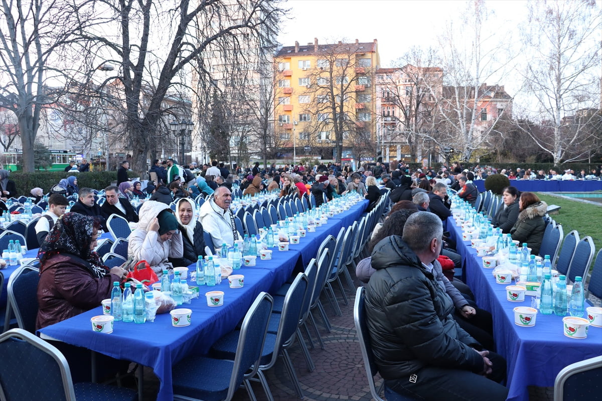 Bulgaristan Müslümanlar Diyaneti Başmüftülüğü, Kadir Gecesi dolayısıyla başkent Sofya'da yüzlerce...