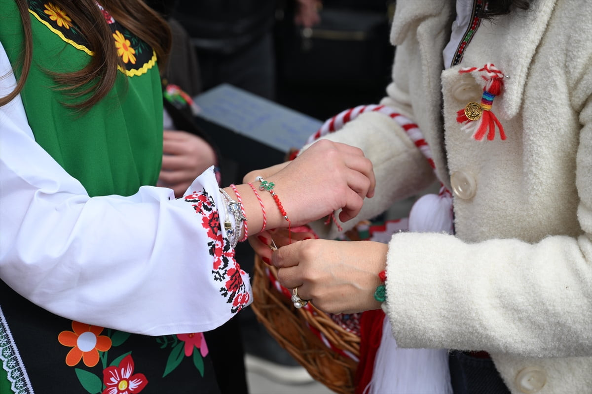 Bulgaristan'ın Edirne Başkonsolosluğu tarafından Bulgaristan'da baharın gelişini kutlama geleneği...