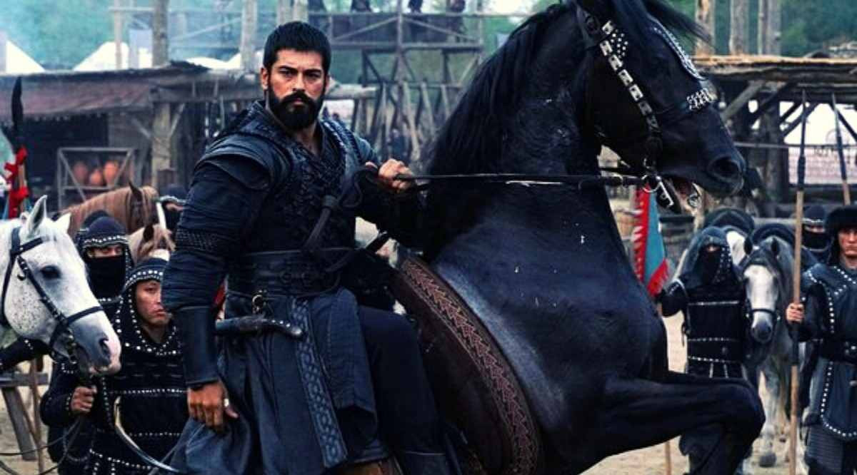 Burak Özçivit diziden ne kadar alıyor