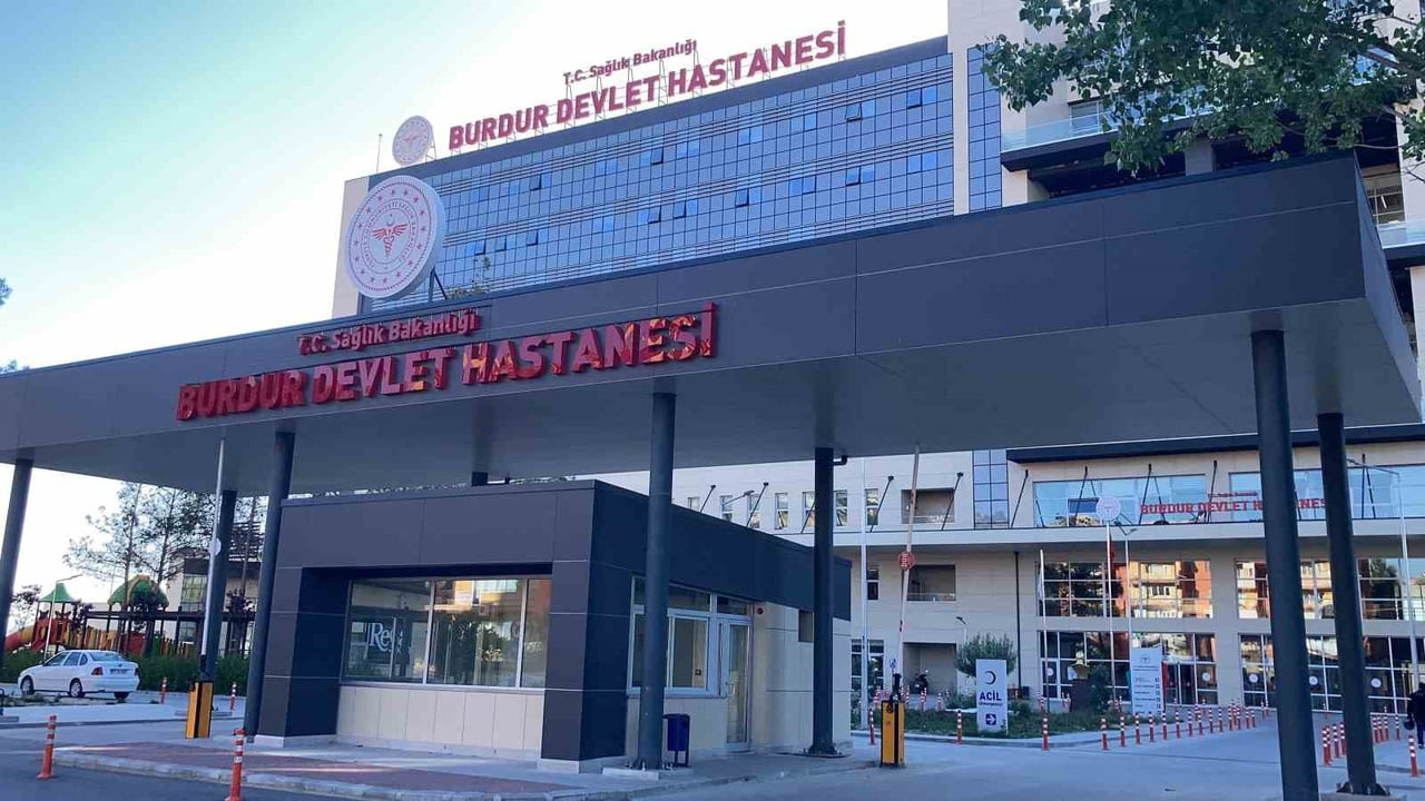BURDUR DEVLET HASTANESİ'NDE 25 MAYIS 2024'TE TEDAVİ OLAN 33 KİŞİNİN RAHATSIZLANDIĞI VE FARKLI...