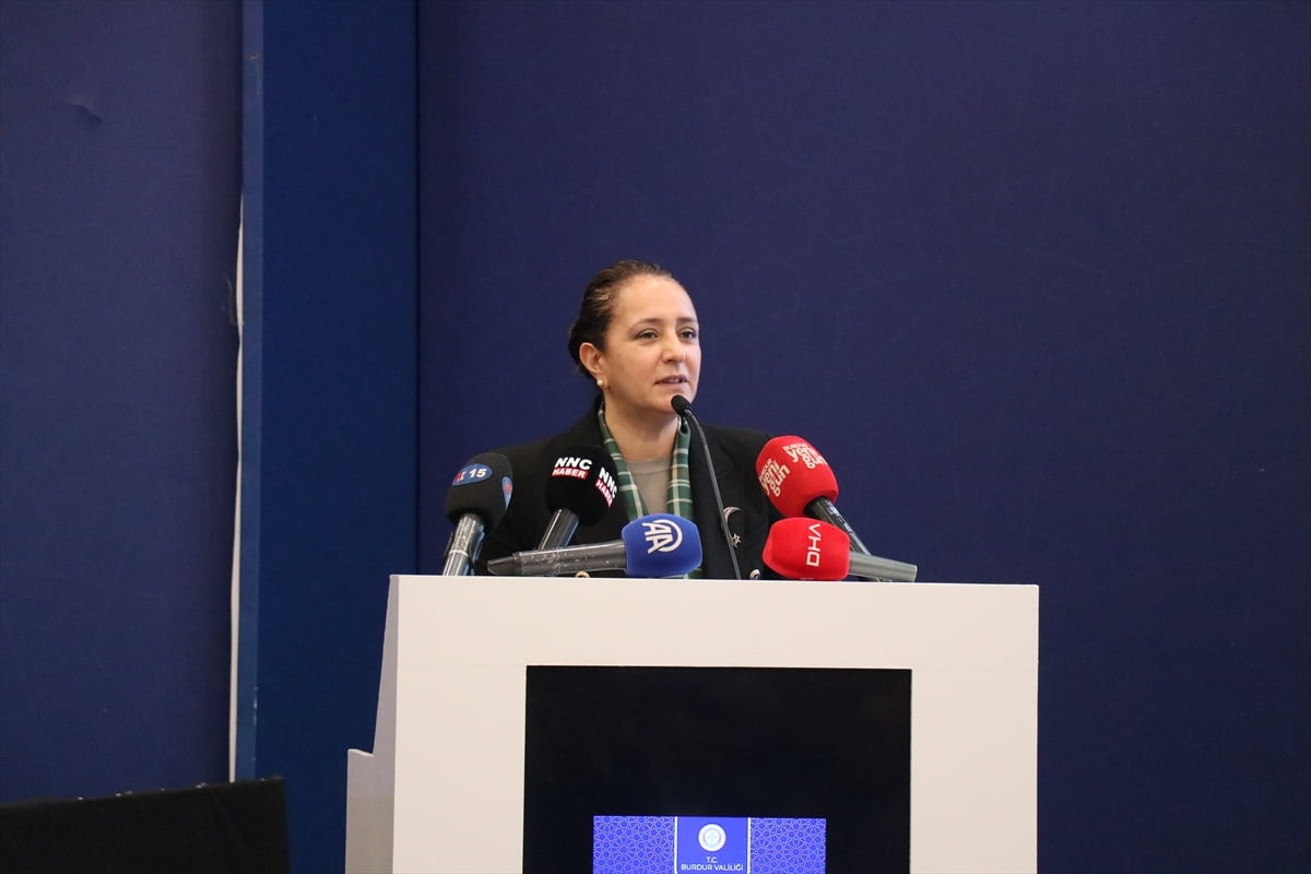 Burdur Valiliği tarafından "1 Şehir 3 Proje" kapsamında hayata geçirilecek projelerin tanıtımı...