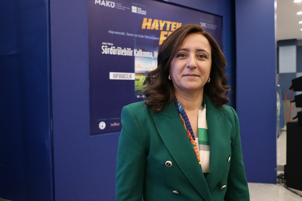 Burdur'da Mehmet Akif Ersoy Üniversitesi (MAKÜ) ev sahipliğinde bu yıl ikincisi düzenlenen...