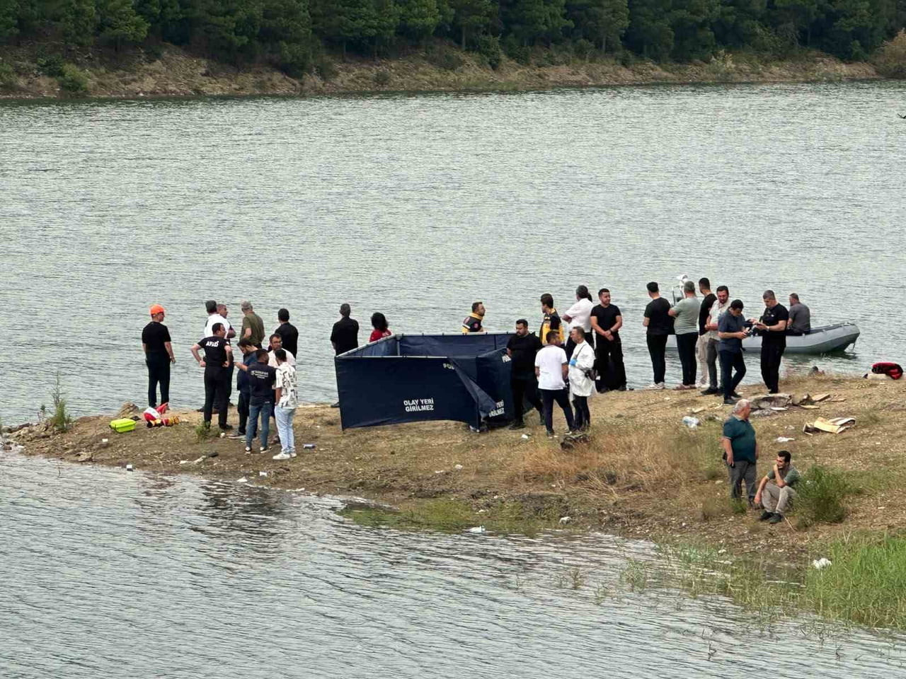 BURDUR'UN BUCAK İLÇESİNDE SERİNLEMEK İÇİN GİRDİĞİ ONAÇ BARAJI'NDA KAYBOLAN ŞAHSIN CANSIZ BEDENİNE...