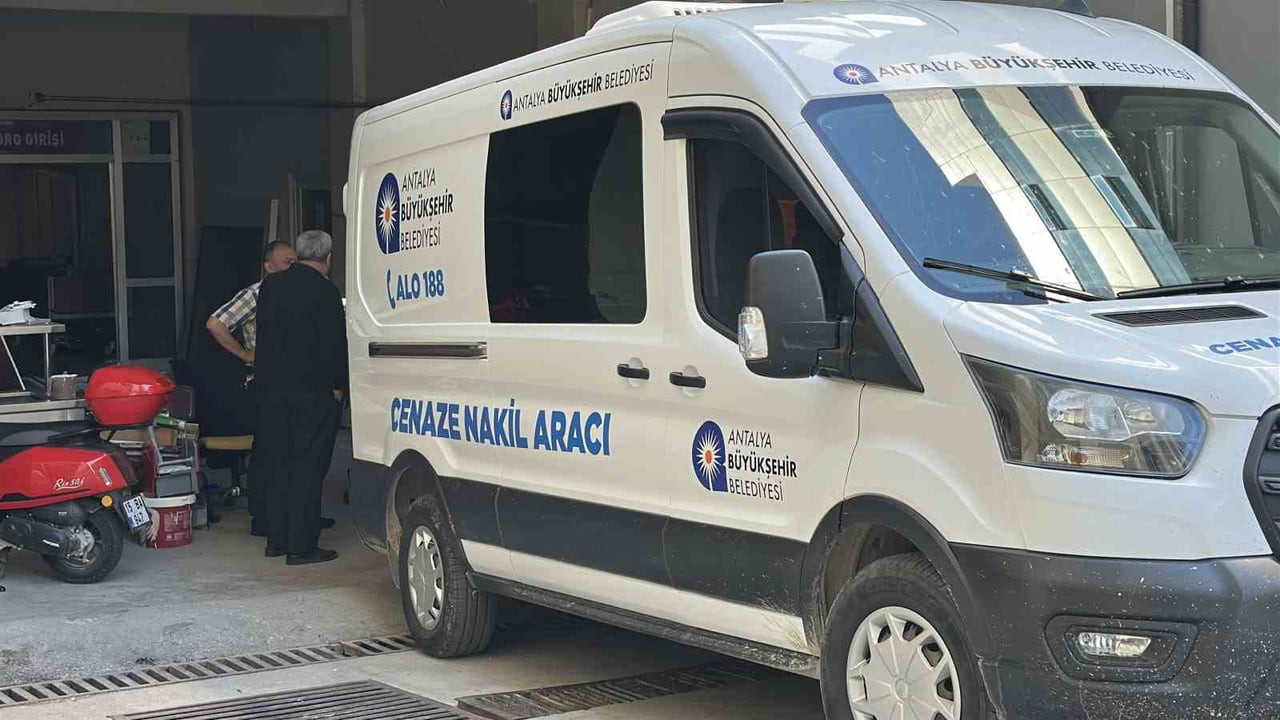 BURDUR’DA SİLAHLA VURULARAK ÖLDÜRÜLDÜKTEN SONRA ÖNCE TOPRAĞA GÖMÜLEN, ARDINDAN YAKILAN KÜBRA...