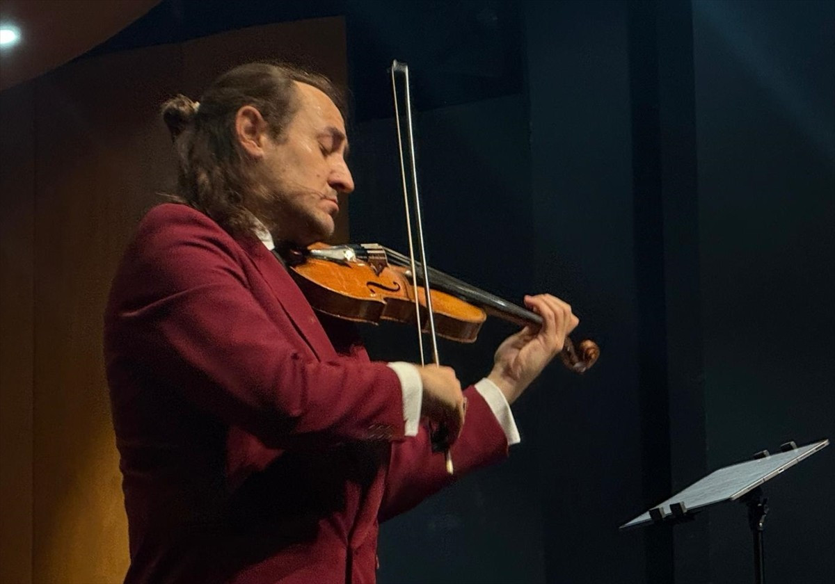 Bursa Bölge Devlet Senfoni Orkestrası (BBDSO), bu hafta düzenlenen "Atatürk'ü Anma" konserinde...