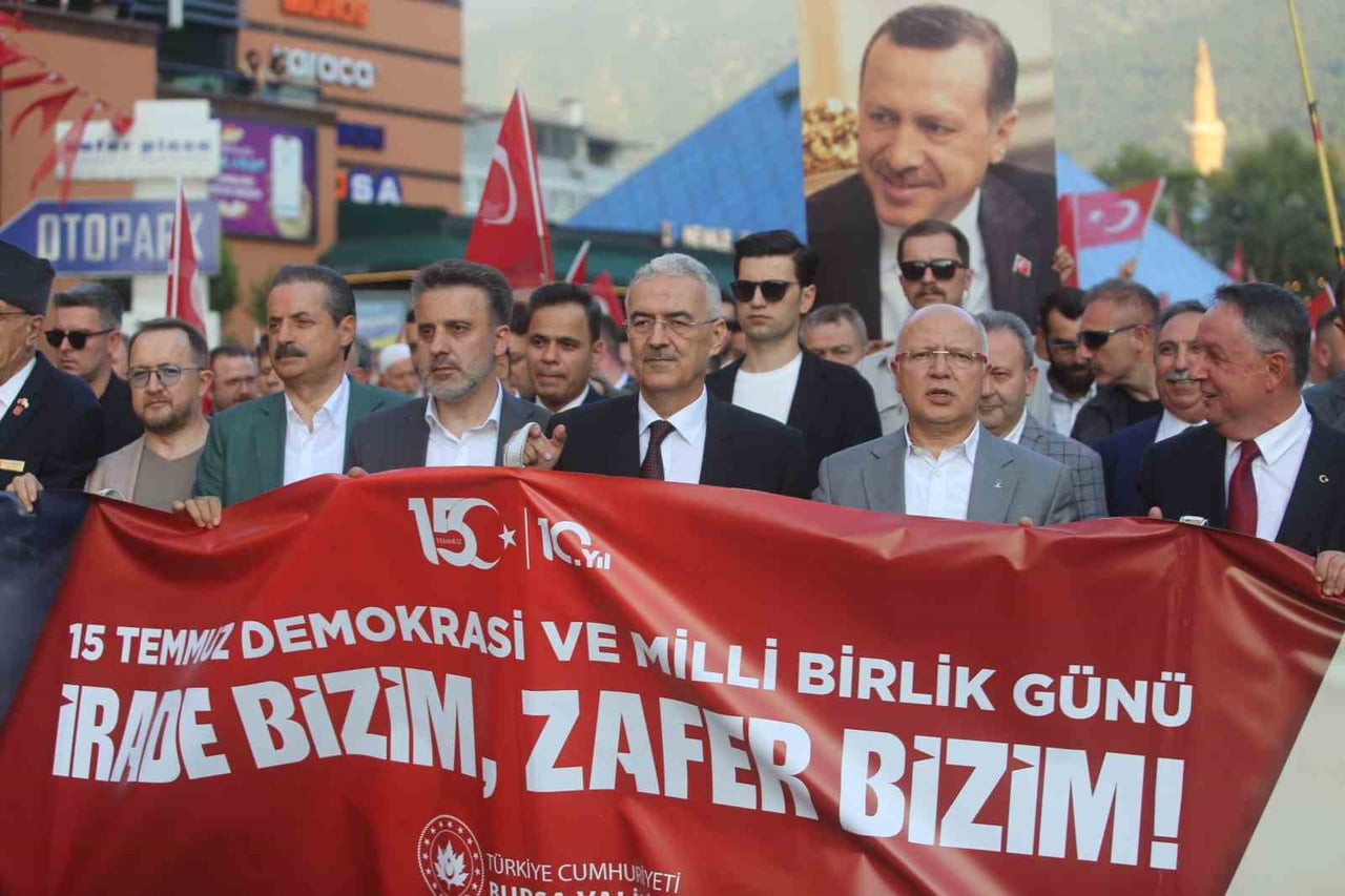 BURSA BÜYÜKŞEHİR BELEDİYESİ BAŞKAN VEKİLİ ŞAHİN BİBA İSE, 15 TEMMUZ GECESİ MİLYONLARCA VATANDAŞIN...